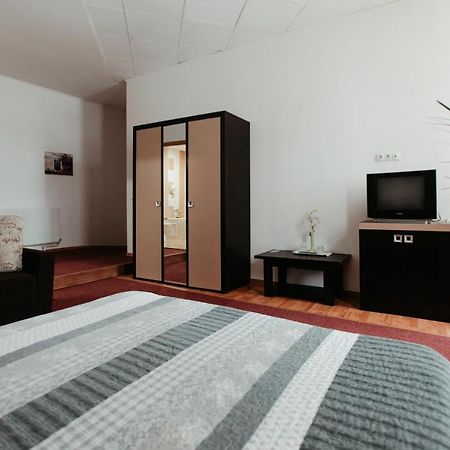 Casa Preturii Tirgu Lapus Exterior foto