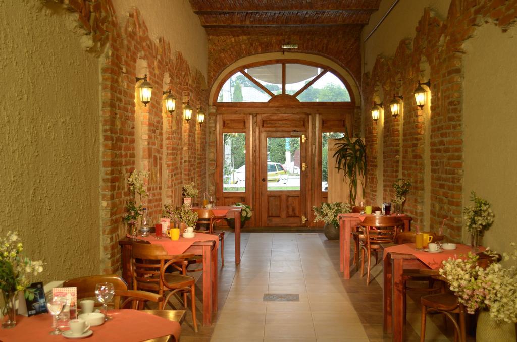 Casa Preturii Tirgu Lapus Exterior foto